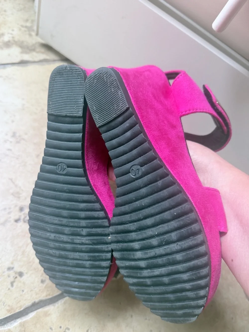 Women's Magenta Suede Wedge Sandals - Picture 3 of 5